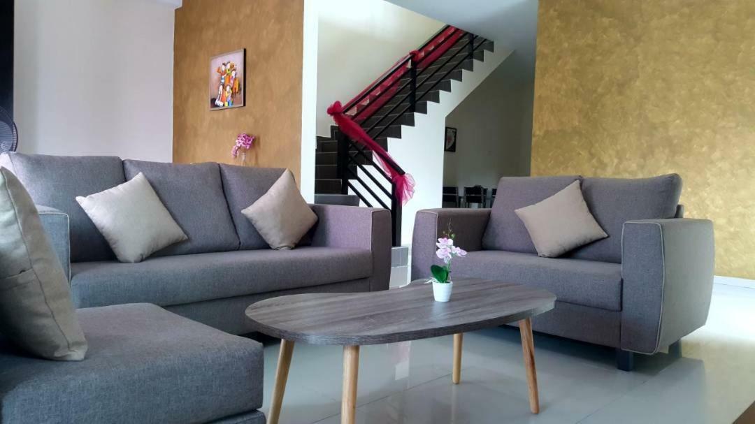 Ipoh Easteden Homestay Exterior photo